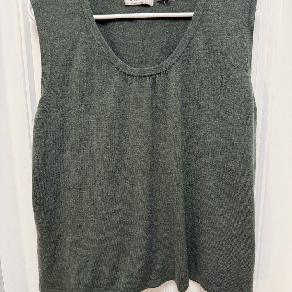 LUXE 360 Sz 2X Gray Soft Acrylic Top Sleeveless Shirt (22-16)